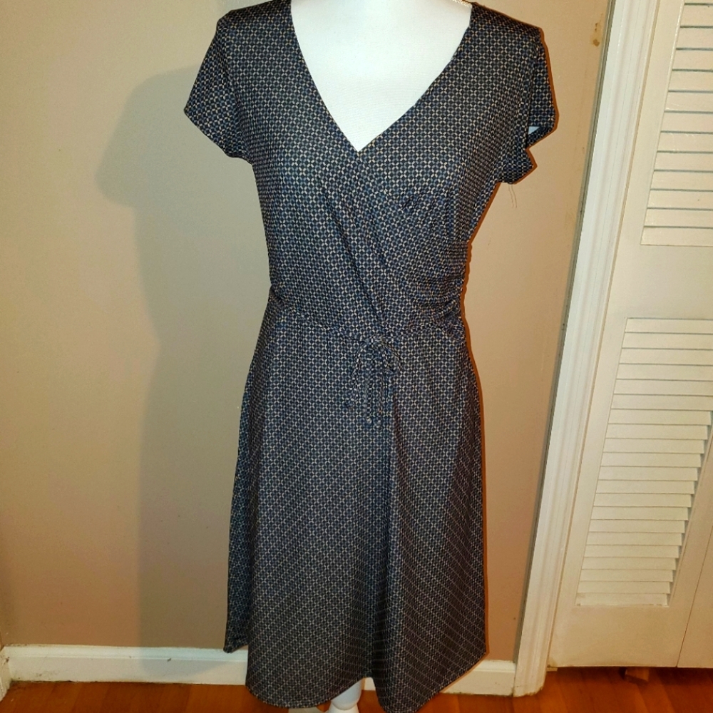 NEW Sexy Wrap Dress with Tie Waist Sz XL in Jr's.